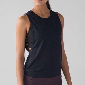 Lululemon sz 4 navy blue mesh breeze by muscle tank II